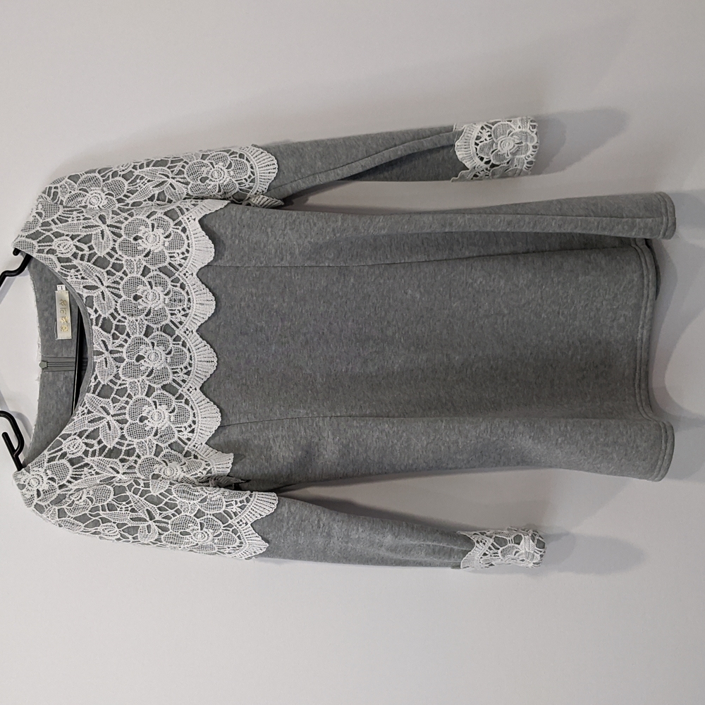 Casual Grey Dress with white Lace detail